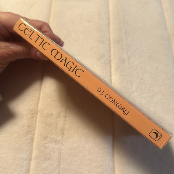 Llewellyn Celtic Magic reference book folklore selfhelp pagan - Picture 7 of 7